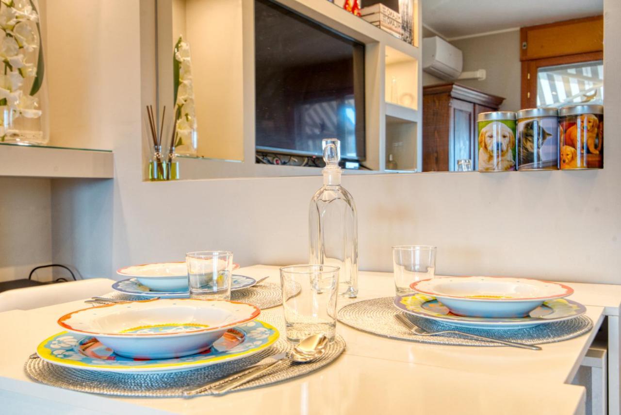 Caseospitali - Casa Di Bibi, Colorato Ed Elegante Bilocale Vicino Al Naviglio Martesana Per 4 วิโมโดรเน ภายนอก รูปภาพ